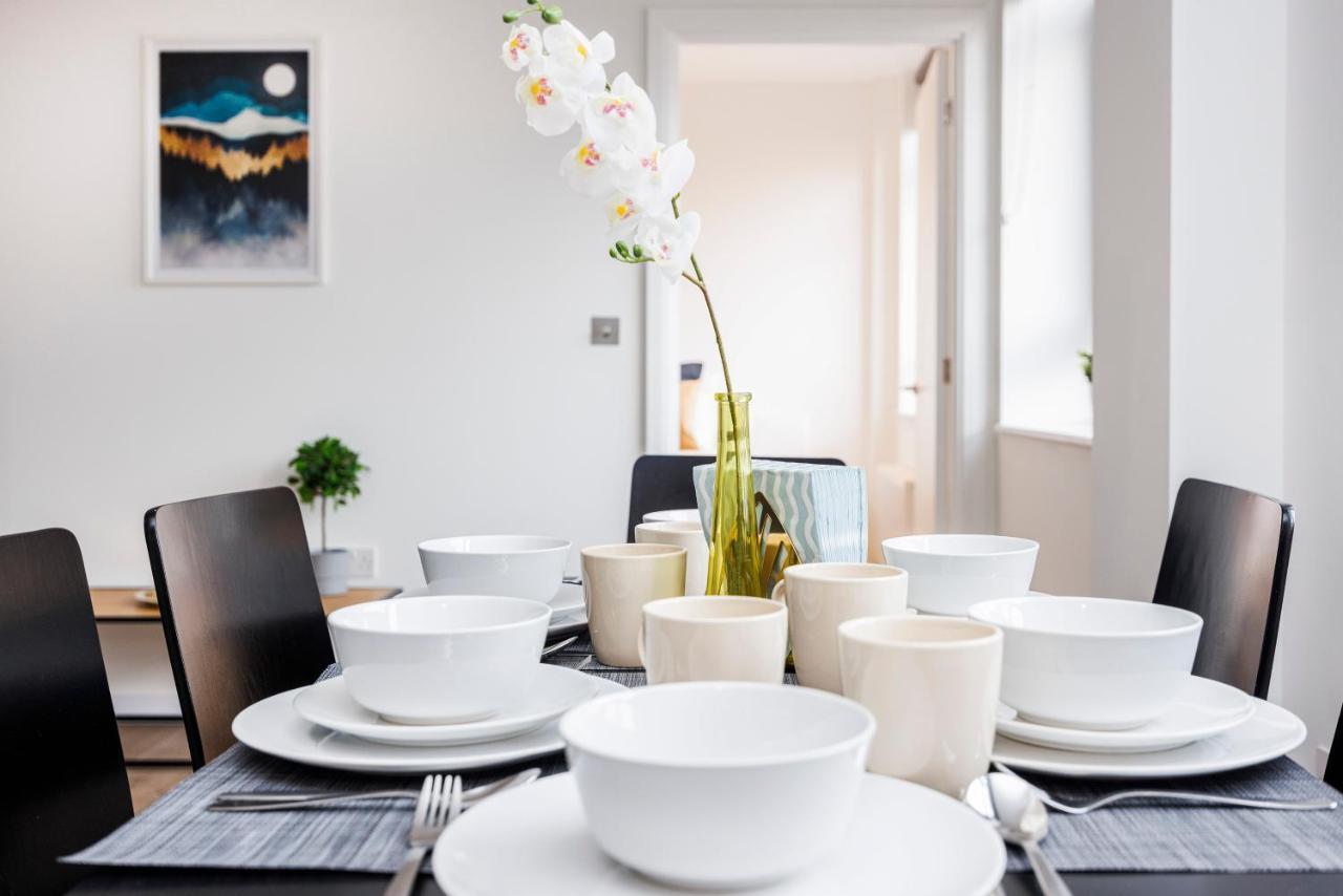 Cresta House - Modern Apartments Luton  Dış mekan fotoğraf